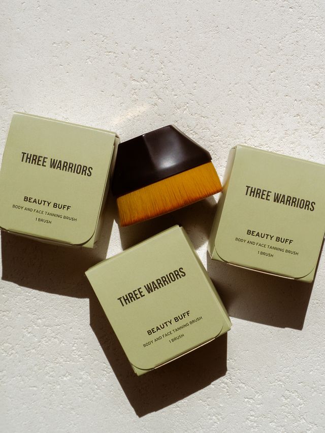 Three Warriors Beauty Buff Tanning Brush